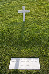 Robert_F._Kennedy_grave_in_Arlington_National_Cemetery
